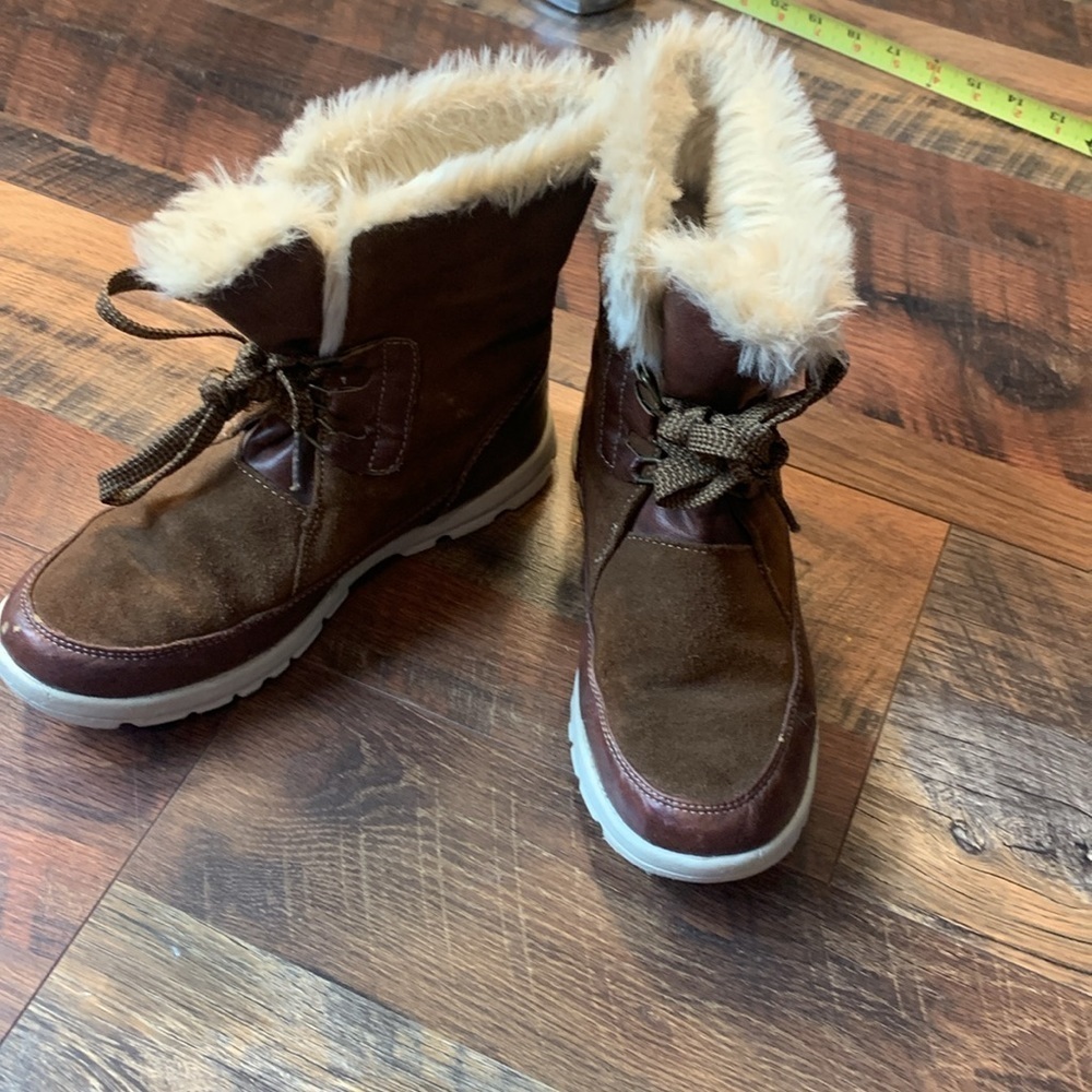 Boots - Leather and man made upper balance material with faux fur in box 32 - Picture 2 of 7